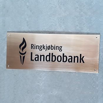 Messing dybdegraveret landbobank 350 x 350