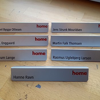 gravering aluminium bordskilt 350 x 350